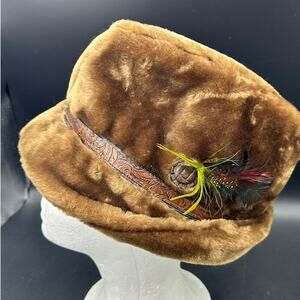 VTG Mens Small Faux Fur Winter Hat Cap Fedora Feather Lined Side Flaps USA Union